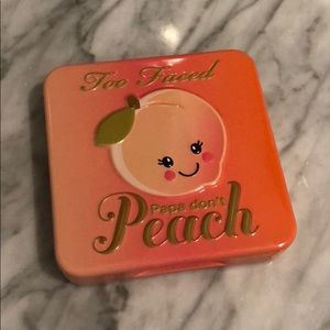 Too Faced Papa don’t Peach Blush